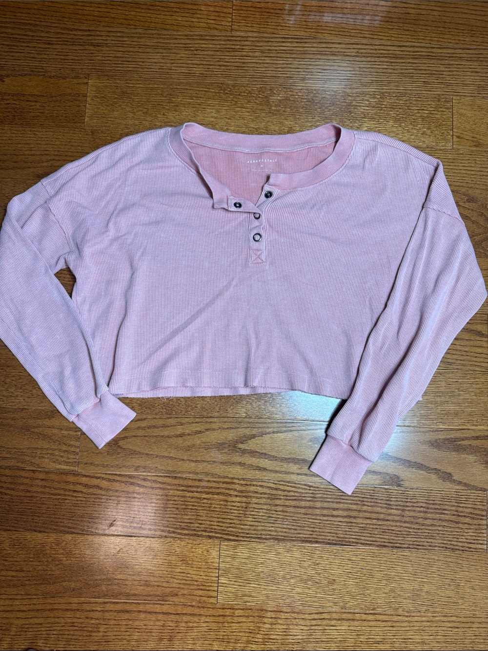 Sz Medium Aeropostale Cropped Pink Henley Thermal Top Oversized